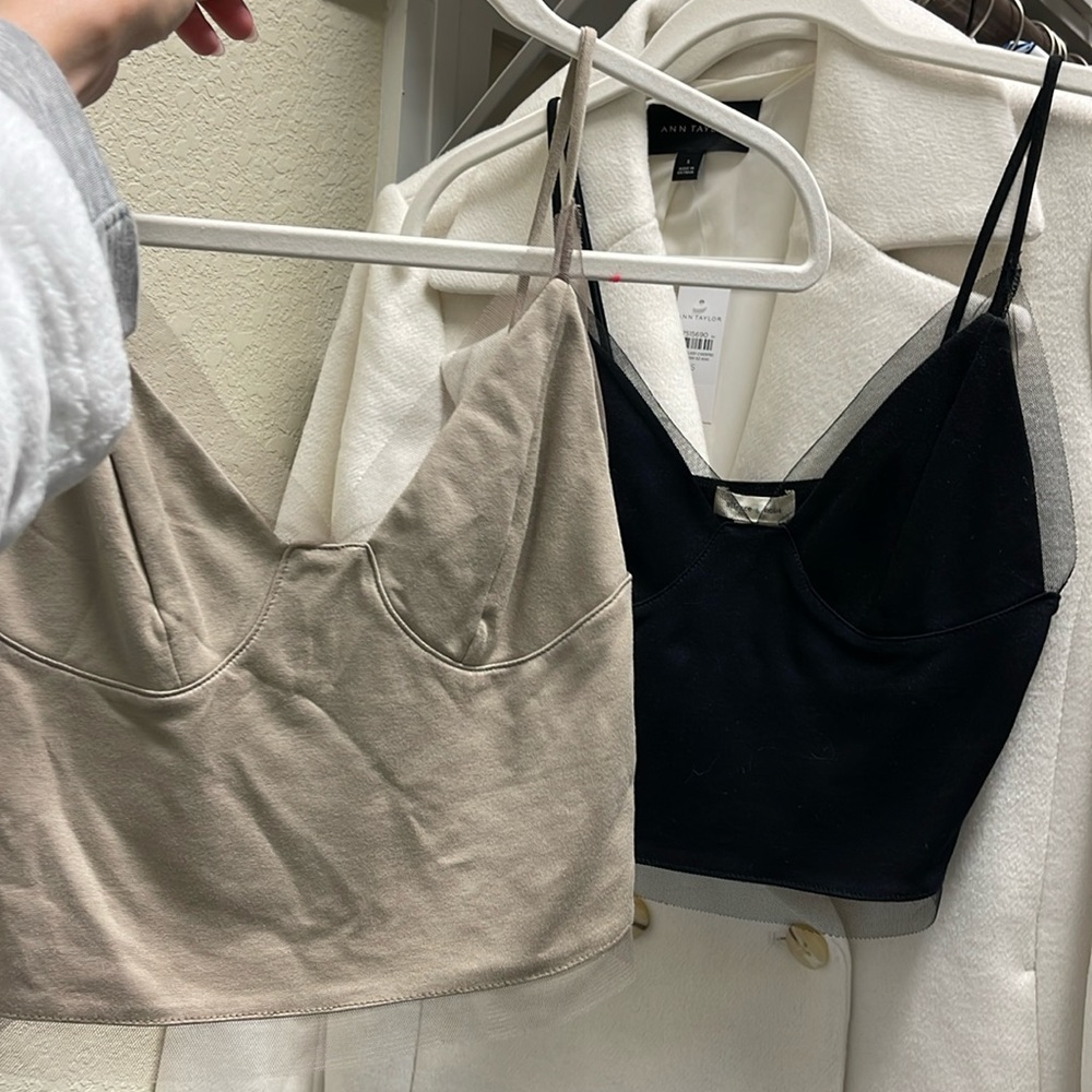 CLOSET CLEAROUT: WOMENS URBAN OUTFITTERS TANK TOP BUNDLE BLACK + TAN SZ S